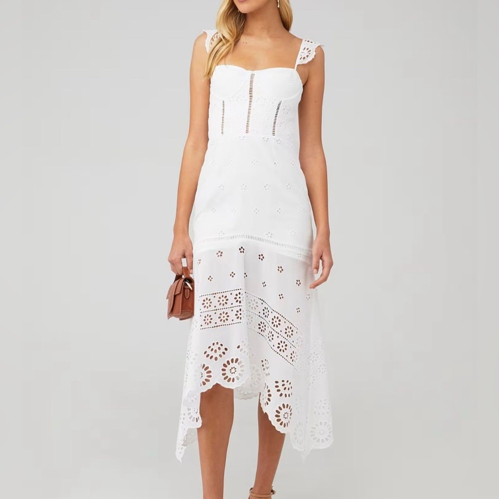 Karina Grimaldi Irma eyelit maxi dress 🤍